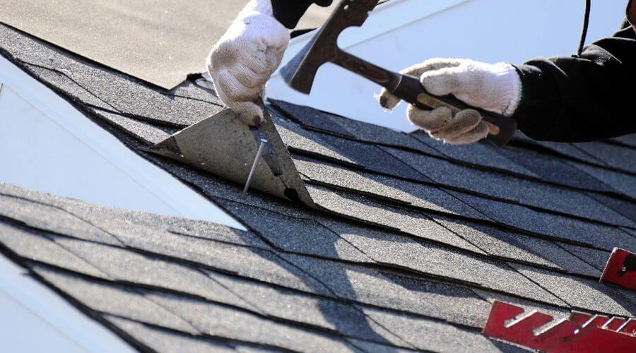 Expert Emergency Roof Repairs services in Galena, IL